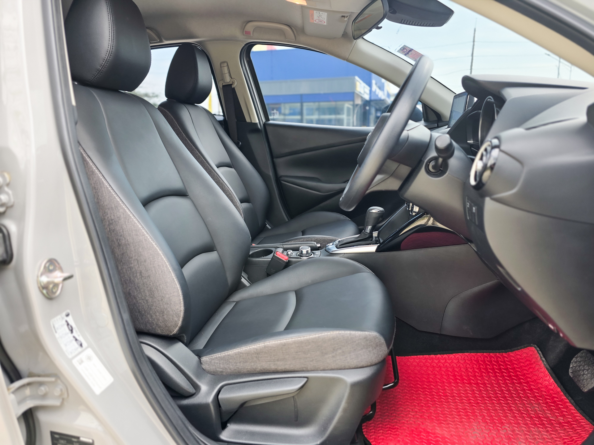 รูปภาพที่ 10 ของ MAZDA2 1.3C Sedan AT 2024